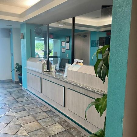 Howard Johnson By Wyndham Clarksville Tennessee Экстерьер фото